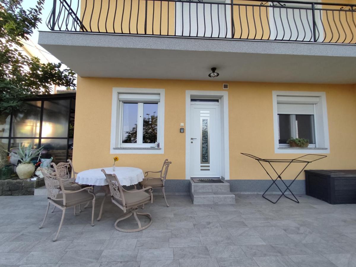 Apartment Rea Capodistria Esterno foto