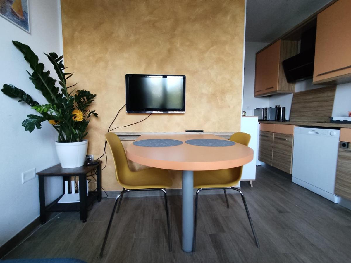 Apartment Rea Capodistria Esterno foto